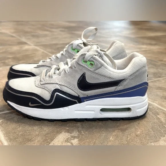 Nike Kids Air Max Shoes - Picture 6 of 7